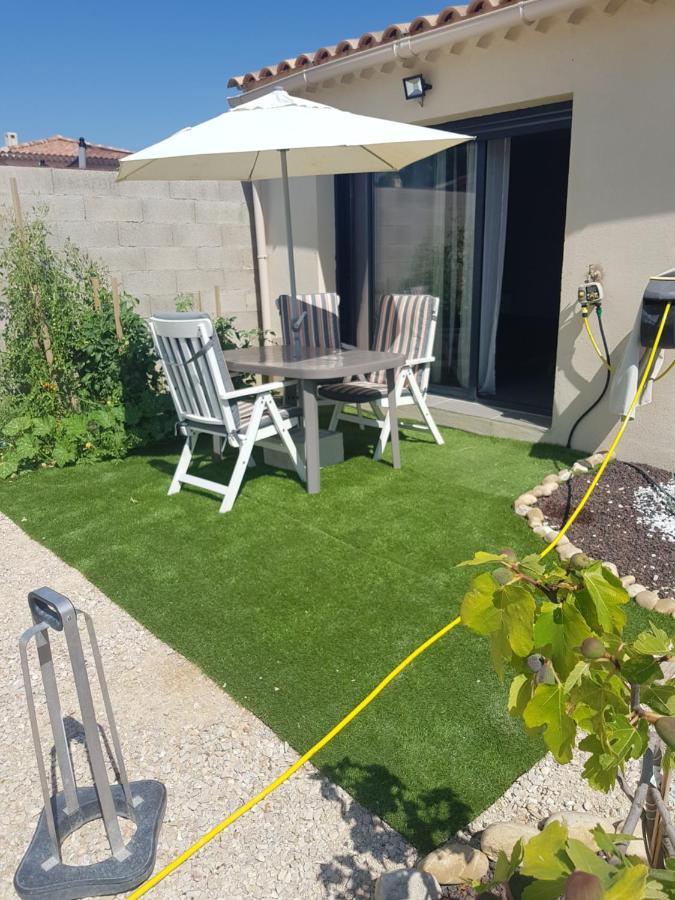 Chambre chez Ikrame Malemort-du-Comtat Exterior foto